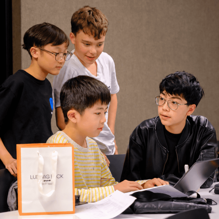 Home Japan-Austausch: Tech Kids School aus Tokio zu Gast in München